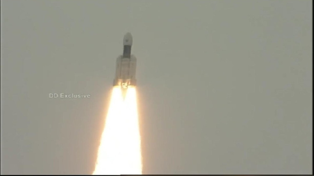 Индия запустила космический корабль на Луну