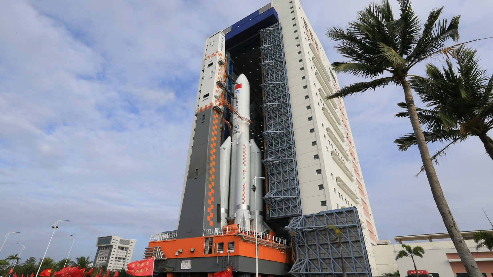 Китай запускает третий и последний компонент космической станции