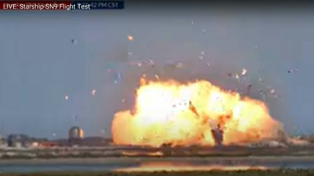 Надо поработать над посадкой: ракета SpaceX снова терпит крушение