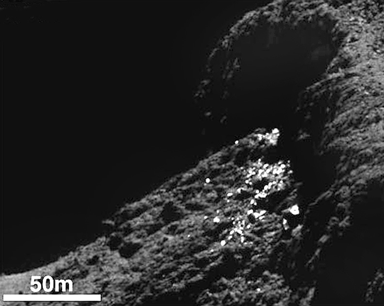 На комете 67Р найдены ледяные булыжники
