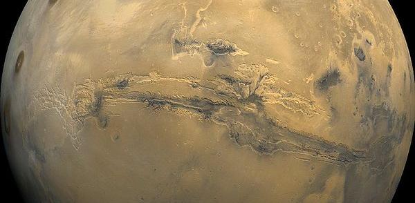 Почему вода и жизнь могли быть на Марсе?
