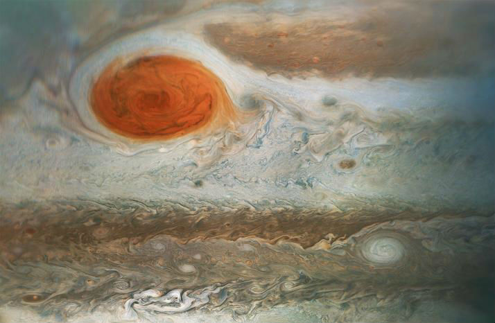 Фотосвежак от космического аппарата Juno