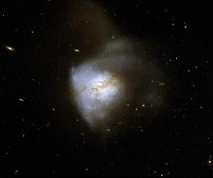 Галактика Arp 220 - завод по производству сверхновых