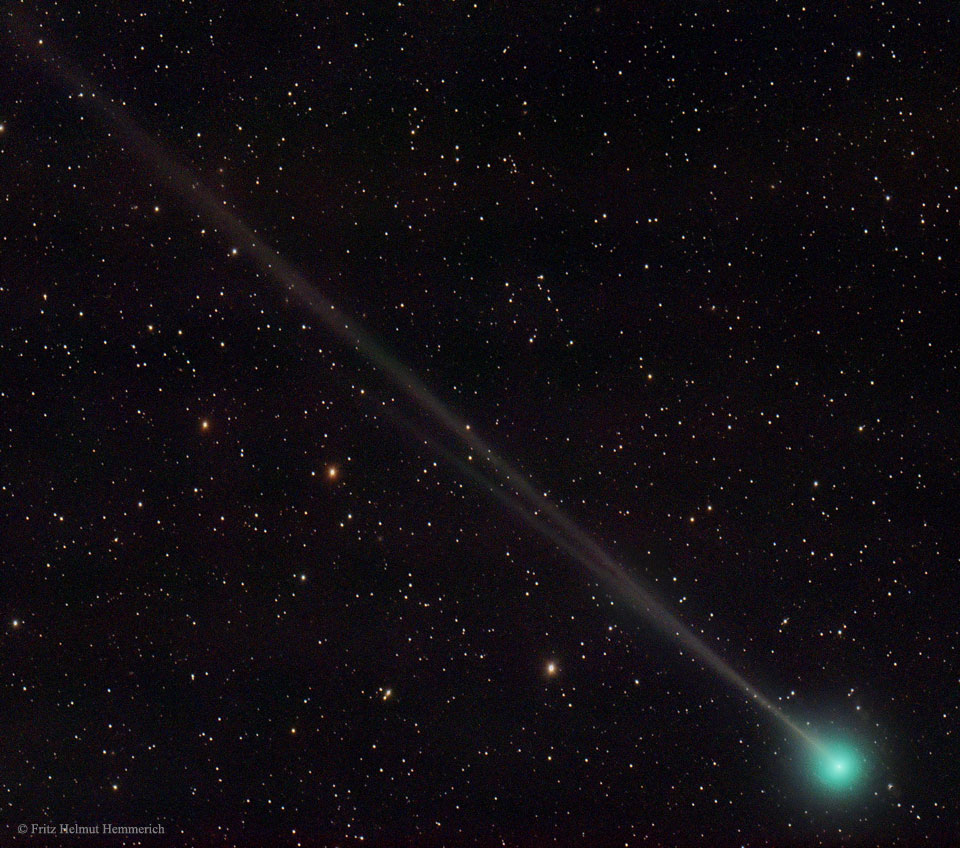 Комета 1948 XII на астрофото