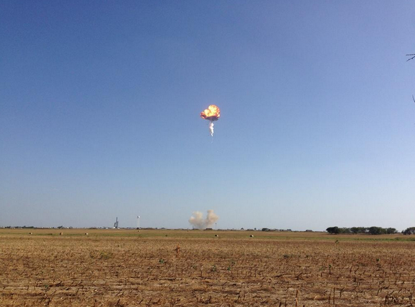 В ходе испытаний взорвался прототип ракеты от SpaceX