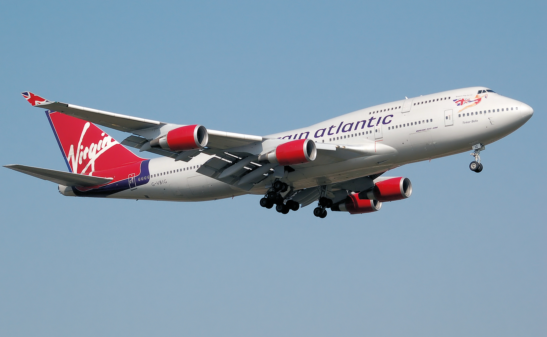Авиакомпания Virgin начала замораживать  операционные выплаты из-за  экономических проблем