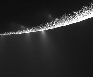 На одном из спутников Сатурна могут обитать микробы