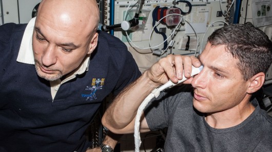 NASA исследует изменения в зрении астронавтов