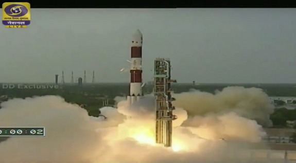 Индия запустила свой первый астрономический спутник