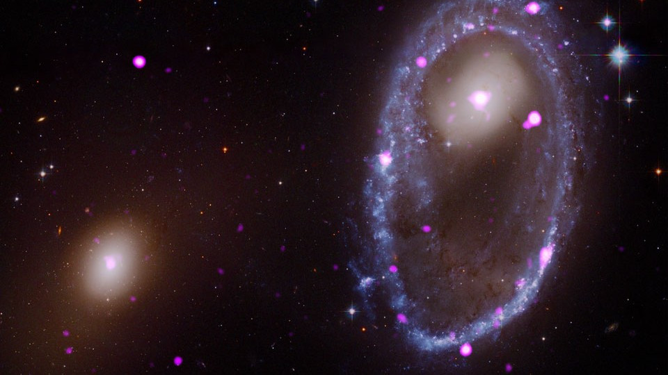 Кольцевая галактика от Хаббла