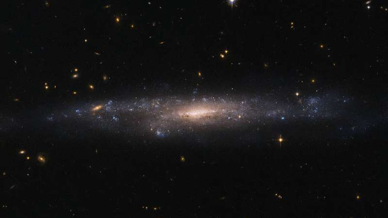 Новые подсказки о темной материи из самых темных галактик