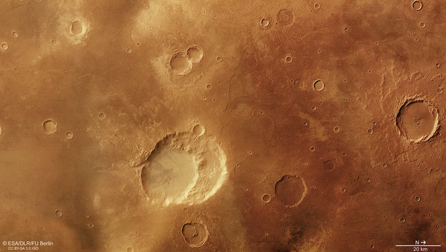 Неударный кратер на Марсе