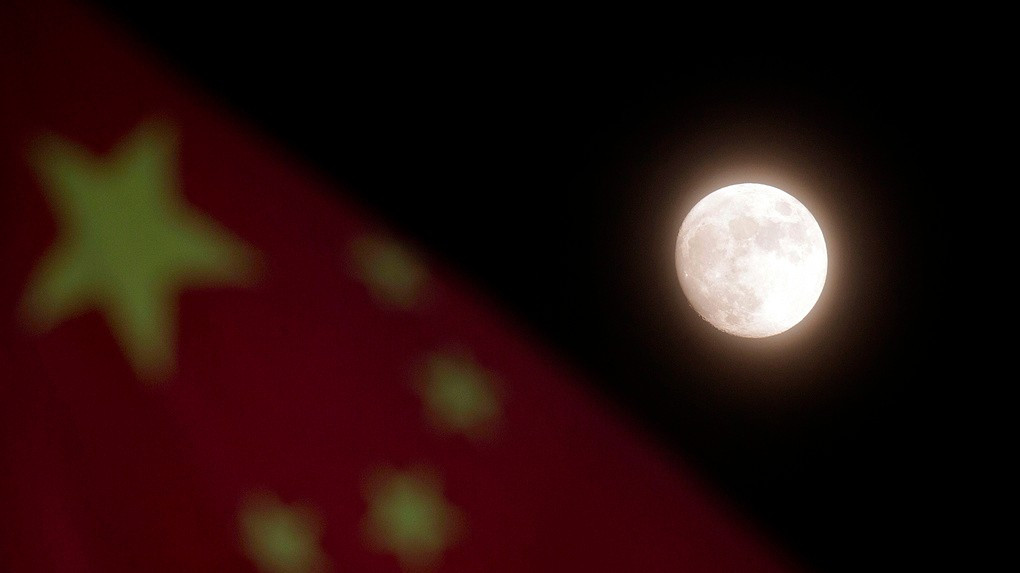 В Китае скоро может появиться вторая луна