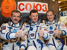 Продолжается подготовка космонавтов 34-ой Экспедиции к полету на МКС