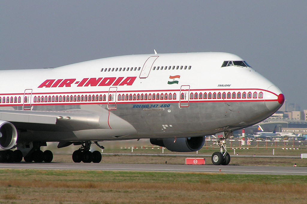 Авиакомпания Air India  надеется получить $909 миллионов от правительства