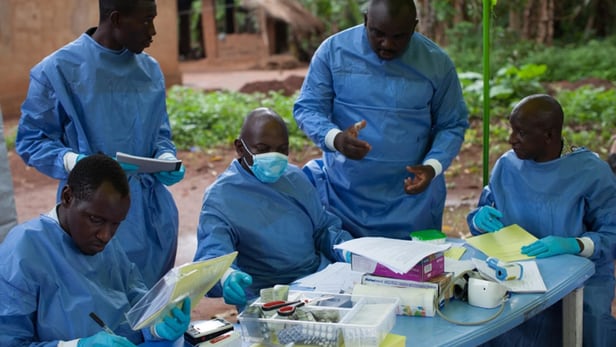 Вакцина против Эболы показала 100% результат