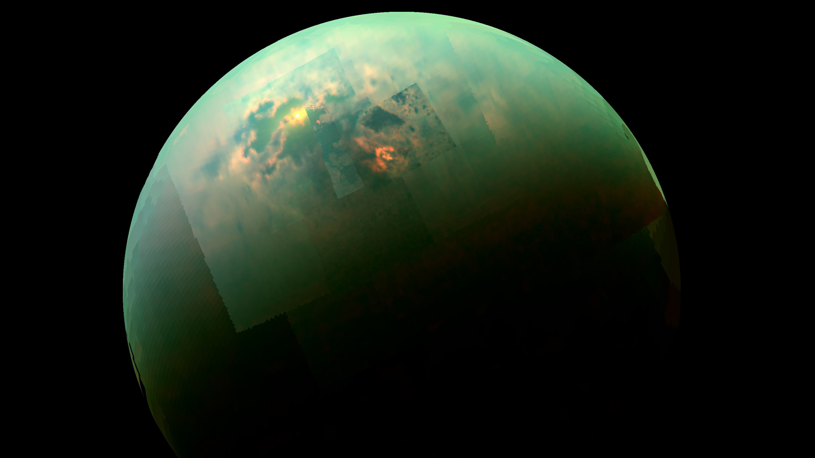 "Кассини" увидел отблески Солнца на Титане