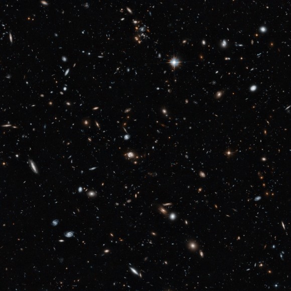 Новое изображение от Хаббла показывает объекты в миллиард раз слабее, чем могут видеть наши глаза