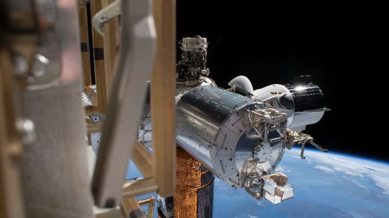 Два астронавта вернутся домой на корабле SpaceX 2 августа