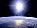 Почему Земля отдаляется от Солнца?
