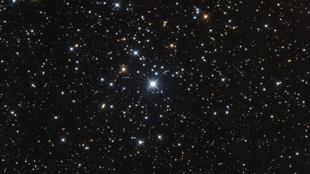 Индийские астрономы исследуют рассеянное скопление NGC 1027