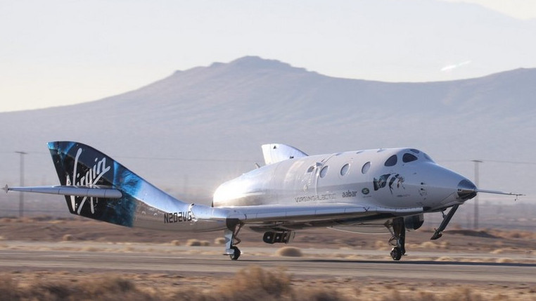 SpaceShipTwo от Virgin Galactic совершил испытательный полет в космос!
