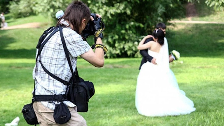 Какие фотоаппараты подойдут для свадебного фотографа