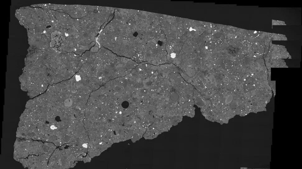 Старый космический метеорит может объяснить загадку асимметрии жизни