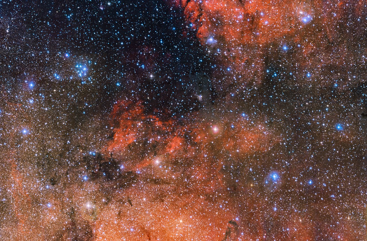 Звездное скопление М18 угодило в кадр телескопа