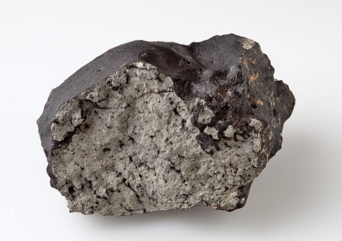 Марсианский метеорит поможет в изучении Красной планеты