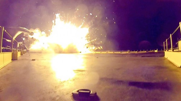 SpaceX опубликовало видео аварийной посадки первой ступени