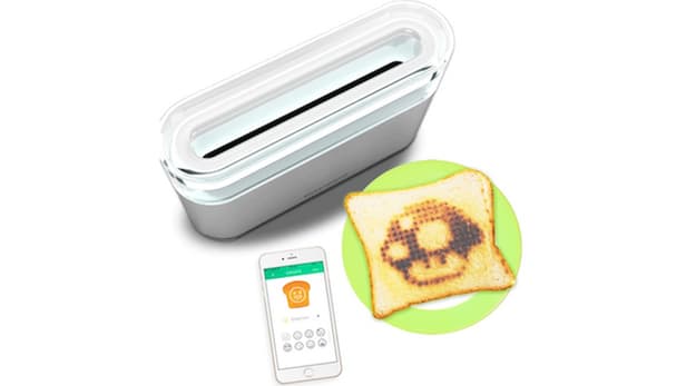 Умный тостер печатает сообщения на тостах