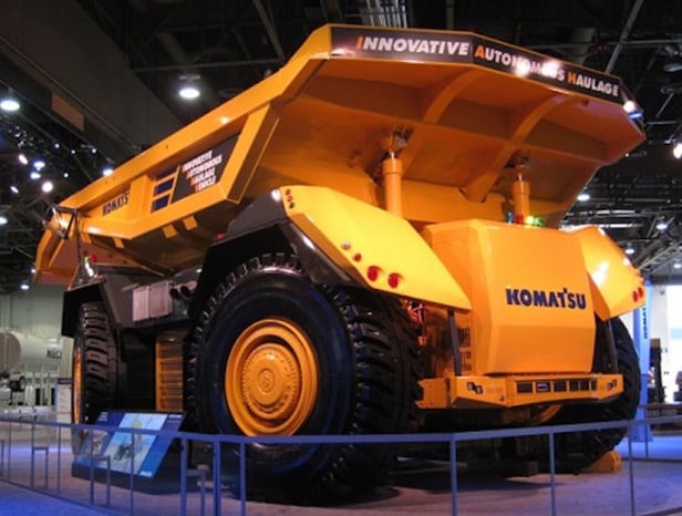 Представлен беспилотный грузовик от Komatsu