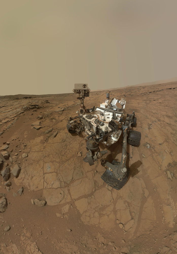 Жидкая вода появляется на Марсе по ночам