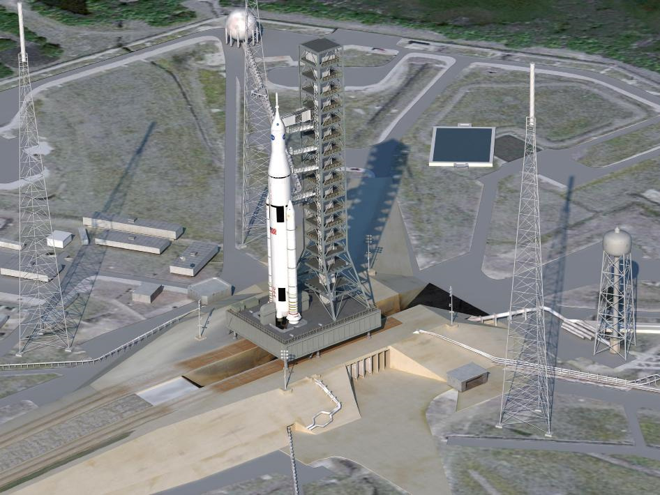 Крупнейшая ракета НАСА стремится к испытанию в 2017