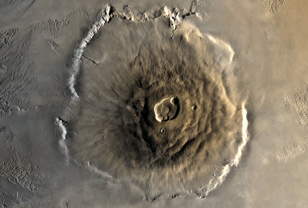 Вулканические процессы позволили воде на Марсе течь