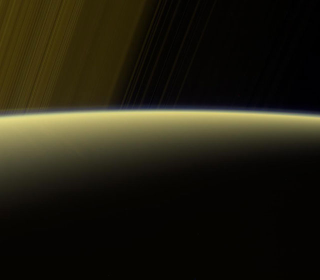 5 заключительных орбит Кассини