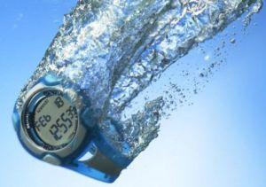 Уникальные часы Speedo Aquacoatch для спортсменов