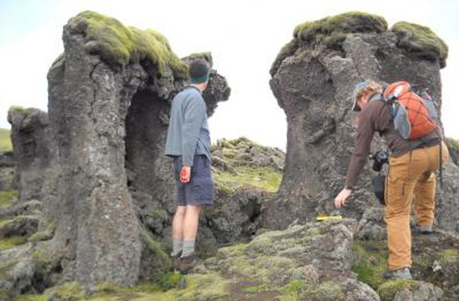 Тролли не имеют отношения к образованию таинственных исландских столбов