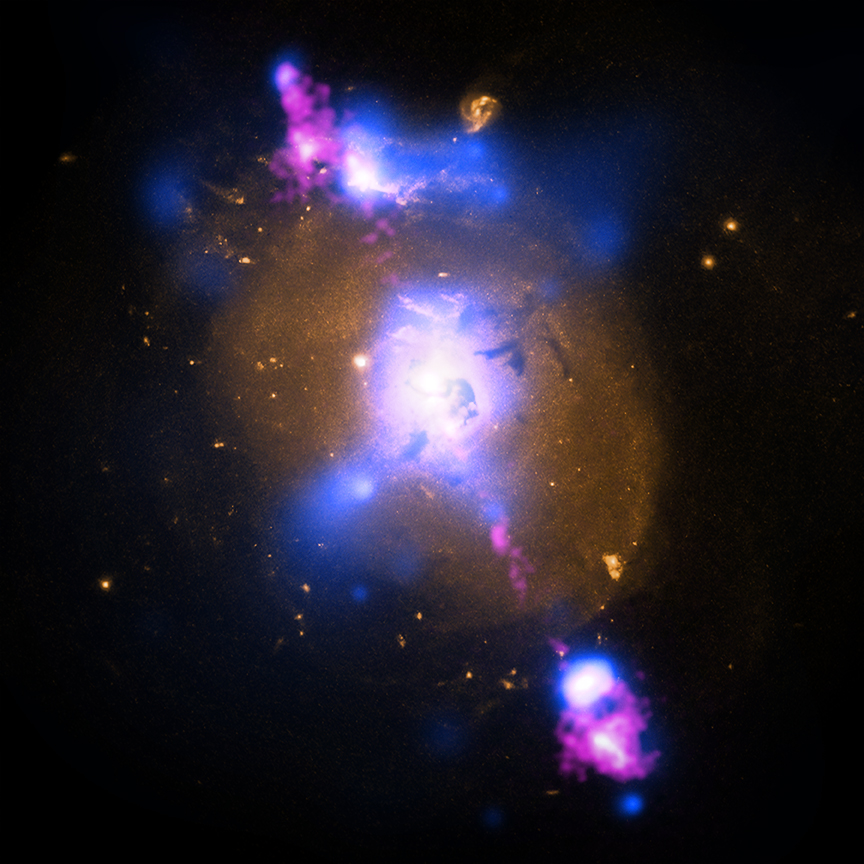 Мощные джеты сверхмассивной черной дыры