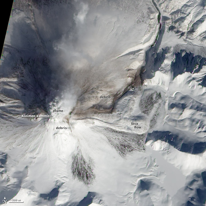 Величественный вулкан Кизимен на фото из космоса