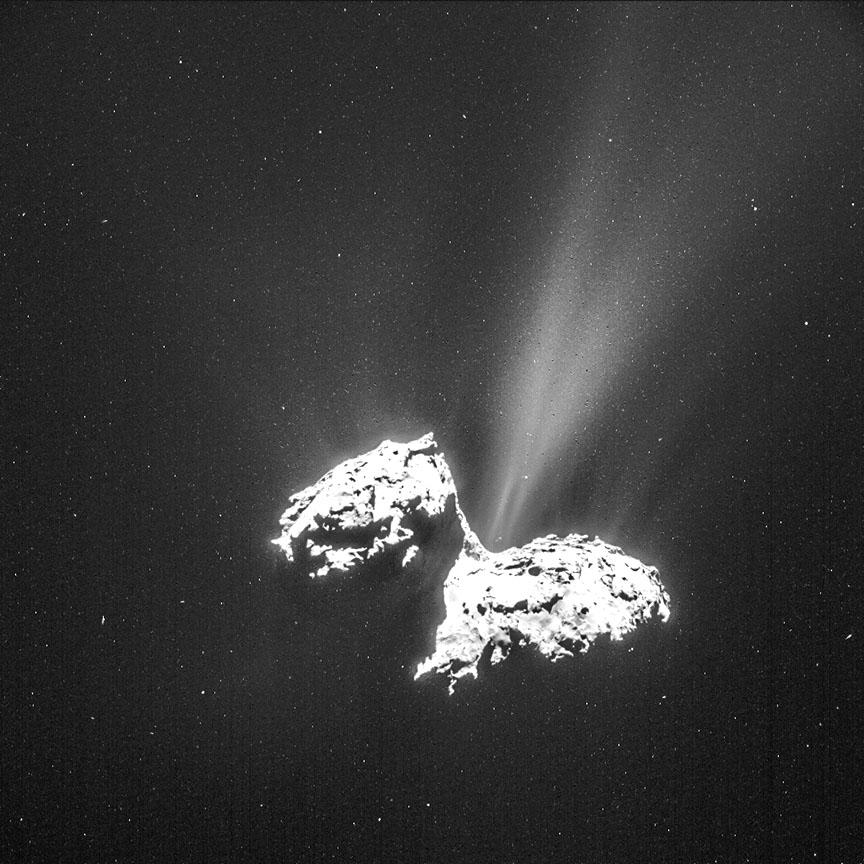 Двудольная комета была сфотографирована 6 февраля
