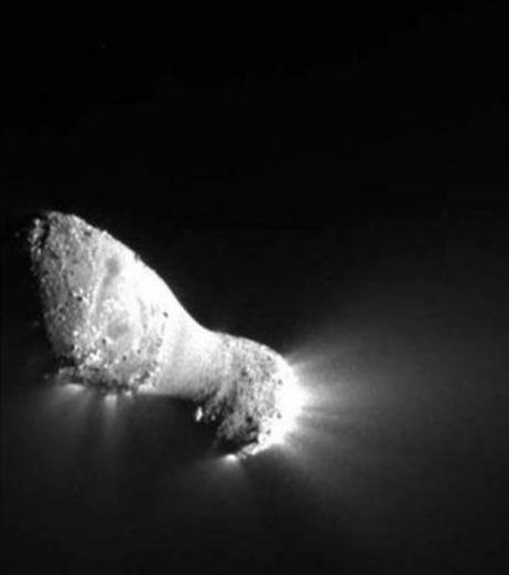 Хартли 2- гиперактивная комета