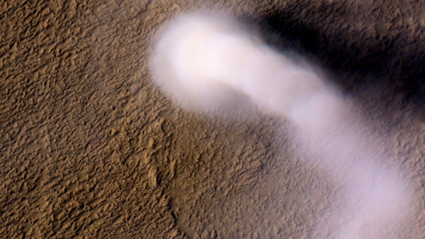 Маленький пылевой дьявол на Марсе