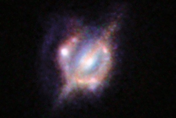 Астрономы сделали лучший снимок столкновения двух галактик