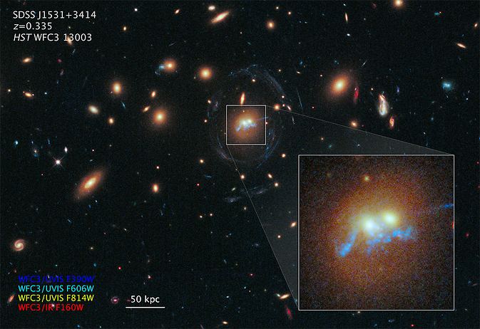 Хаббл обнаружил мост, соединяющий две древние галактики