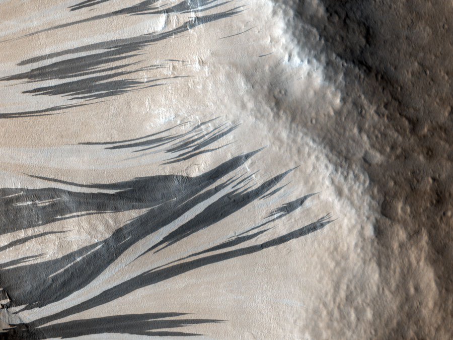 Такая удивительная поверхность Марса