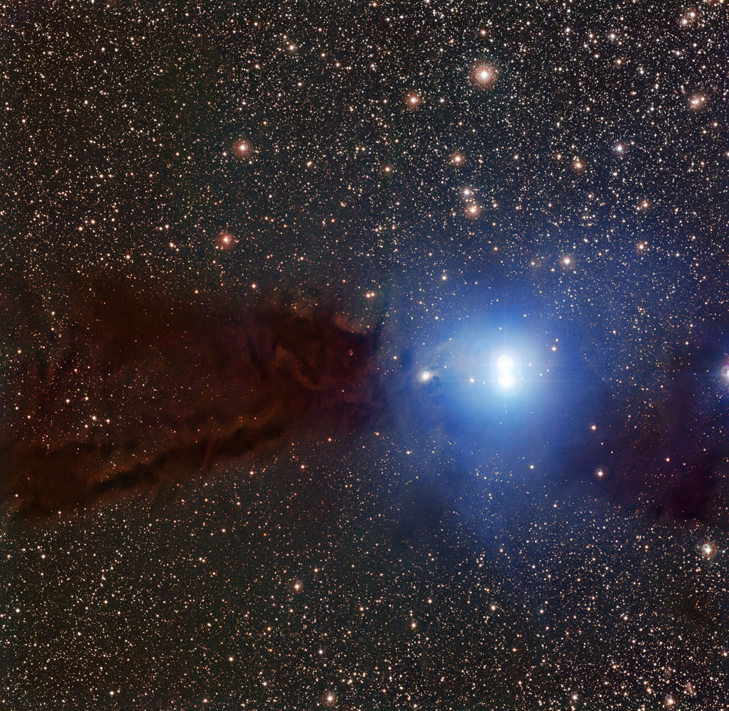 Выразительное фото и видео: тёмное облако Lupus 3 скрывает молодые звёзды