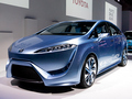 Toyota собирается к 2015 году создать серийный автомобиль, использующий "топливные ячейки"