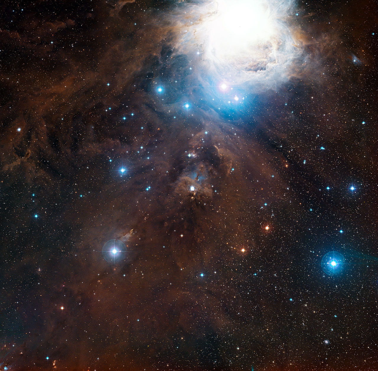 Телескоп открывает невероятную огненную ленту в туманности Ориона